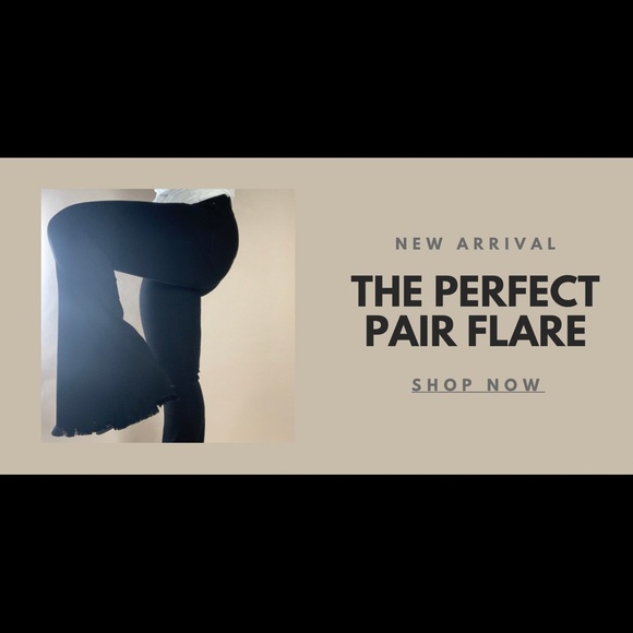 🎉HP🎉Just Black Perfect Pair Bell Bottom Jeans - Picture 6 of 7